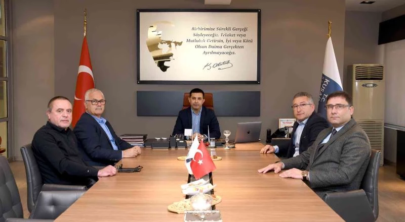 Başkan Ömer Günel siyasi partilerin ilçe başkanlarıyla bir araya geldi
