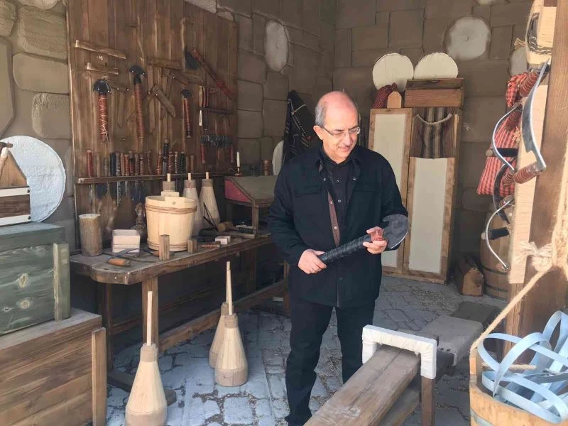 Kemal Tekden’e İngiltere’de ’en iyi yapımcı’ ödülü verildi
