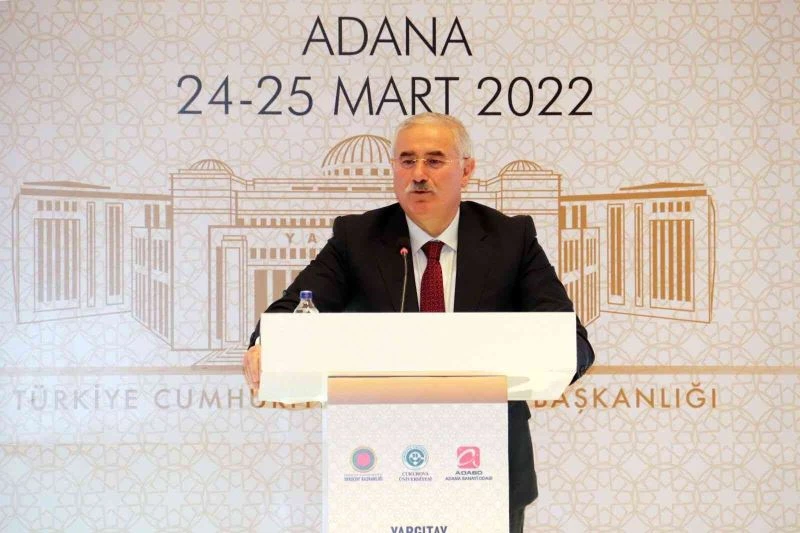 Akarca: “Sosyal medya mahkemelerinde önüne gelen hüküm veriyor”
