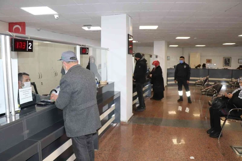 Tahsilat vezneleri 3 ayrı noktada
