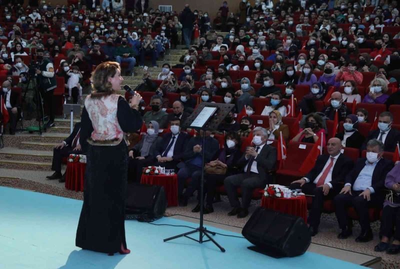 Sağlık çalışanları için Azerin konseri
