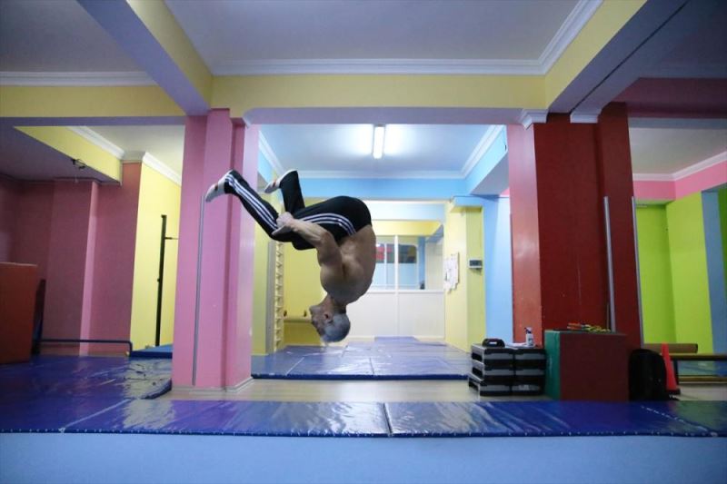 Fitness milli sporcusu Özcan Özdemir, kariyerini şampiyon olarak bitirmek istiyor