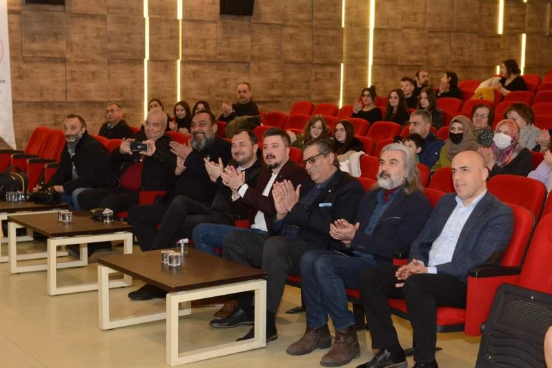 Dünya Tiyatrolar Günü Tekirdağ’da kutlandı
