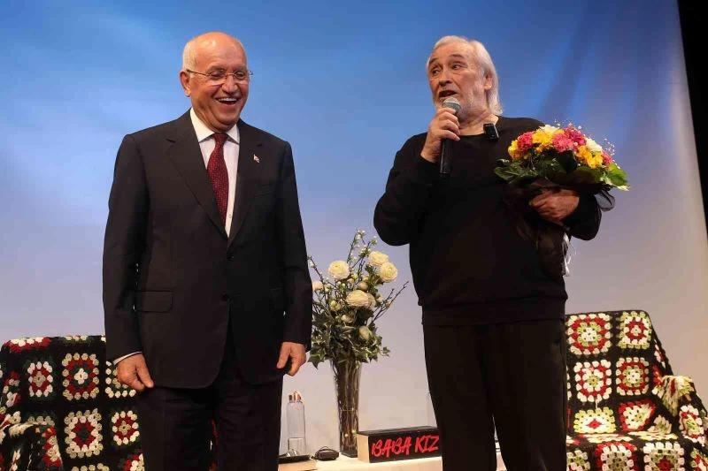 Gezen ailesi Yenimahallelileri kahkahaya boğdu
