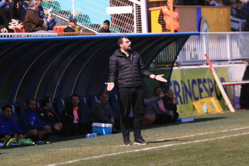 Belediye Derincespor Teknik Direktörü Murat Parlak: 