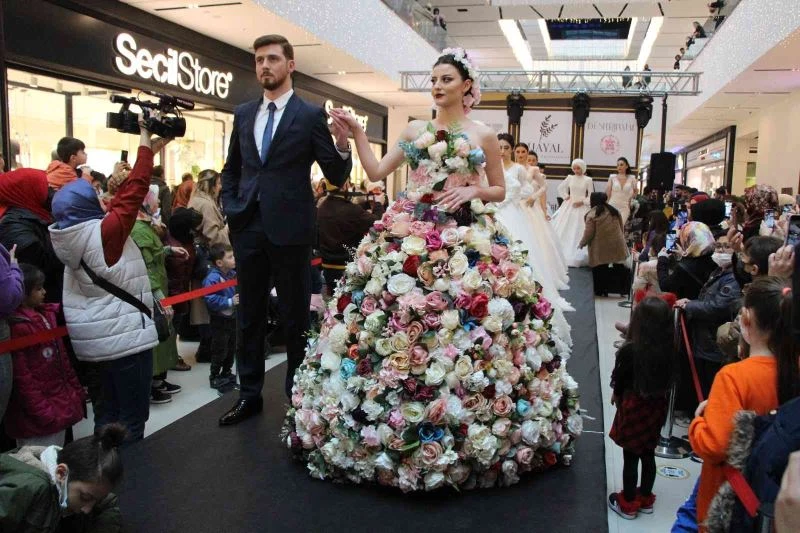 Rize’de gelinlik defilesi büyüledi
