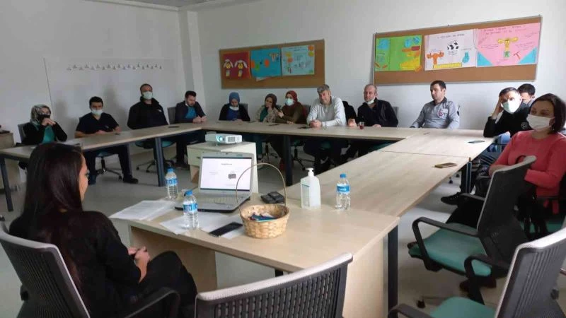Devlet hastanesinde sağlıklı temas konferansı