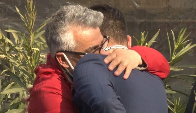 Mahra’nın ölüm haberini alan babayı yakınları teselli etti
