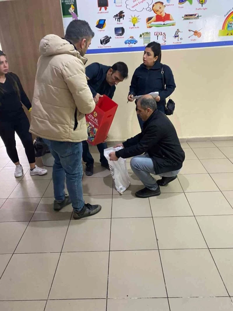 Öğrenciler bilinçlendiriliyor, attık piller ekonomiye kazandırılıyor
