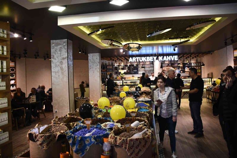 Nusaybin’de Artukbey Kahve Şubesi açıldı
