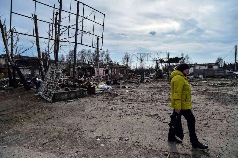 Rus füzelerinin hedef aldığı Jitomir hayalet kente büründü
