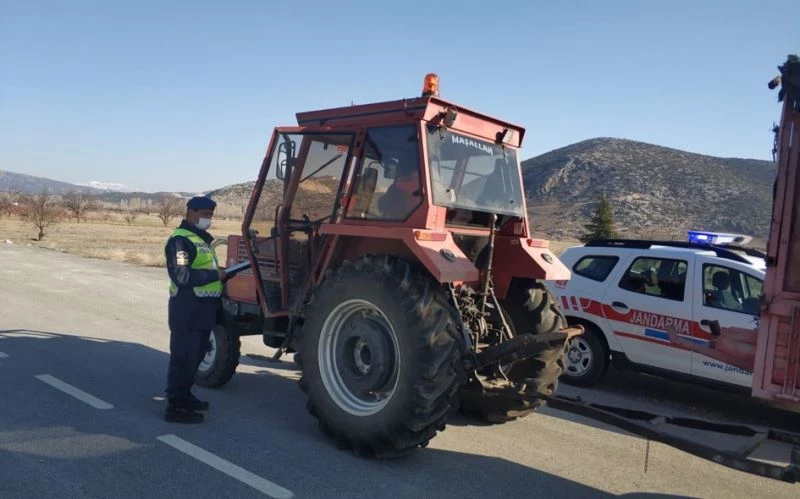 Kuralları ihlal eden 35 sürücüye 24 bin 233 TL ceza
