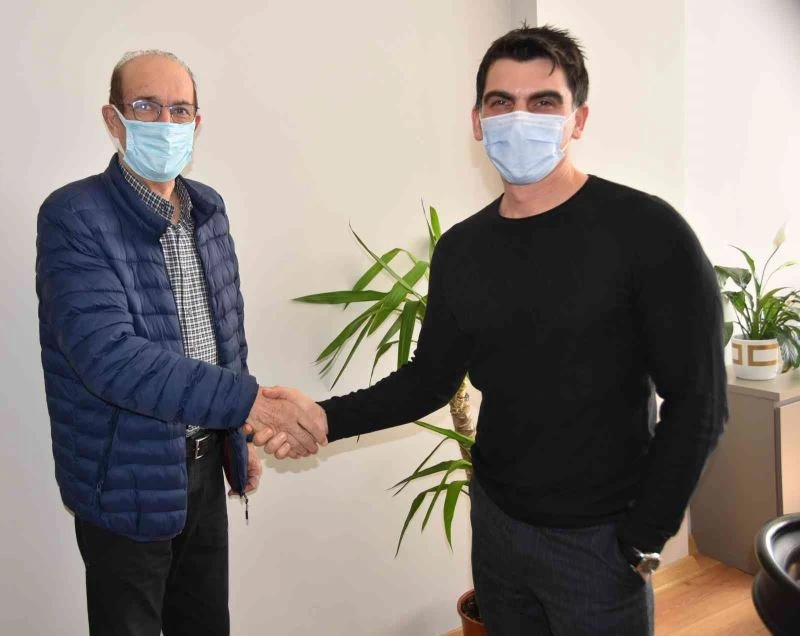 76 yaşındaki Recai dede önce mide sonra kalın bağırsak kanserini yendi
