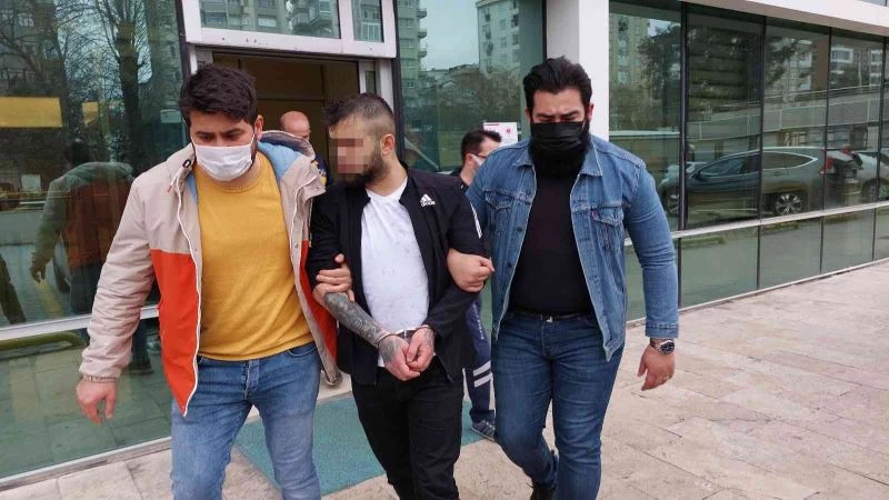 Uyuşturucu ticaretinden tutuklanan şahıs adliyede bayıldı
