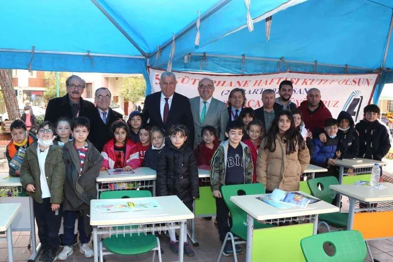 Başkan Atay, Kütüphane Haftası’nı Nutuk’la kutladı
