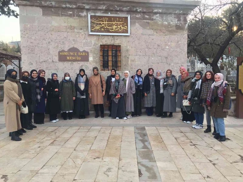 NEVÜ Benötesi Kadın Kulübü’nden Konya’ya kültür gezisi düzenlendi
