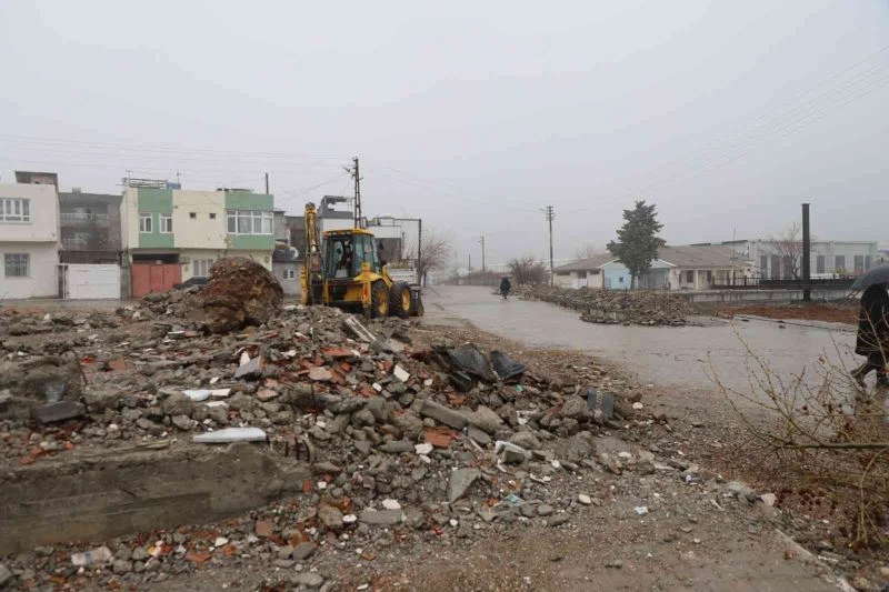 Kahta’da işgal edilen sokak yeniden ulaşıma açıldı
