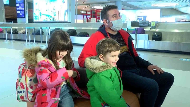 Ukrayna’dan tahliyeler sürüyor
