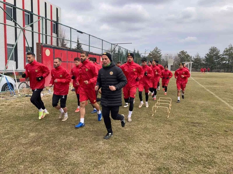 Eskişehirspor karşılaşma için Erzincan’a hareket etti
