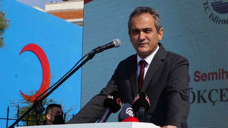 Bakan Özer’den okullardaki Covid-19 tedbirleriyle ilgili açıklama
