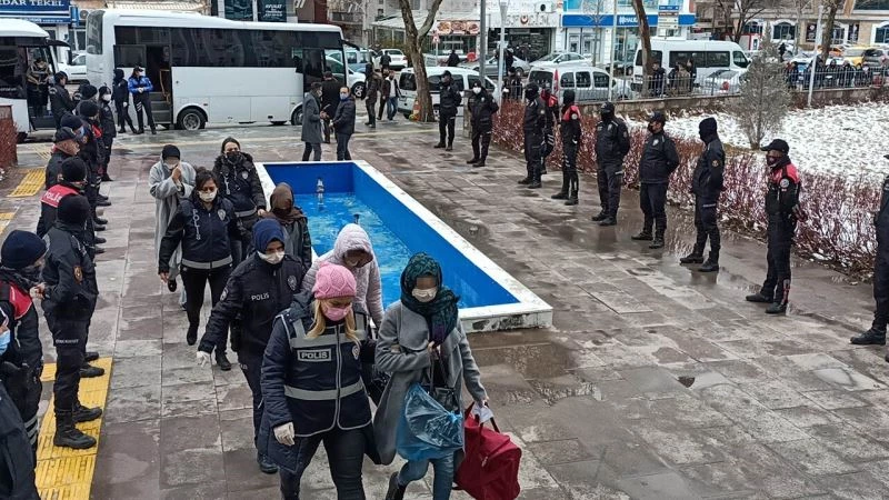 Güzellik firmasına 18 ilde ’Dolandırıcılık’ operasyonu
