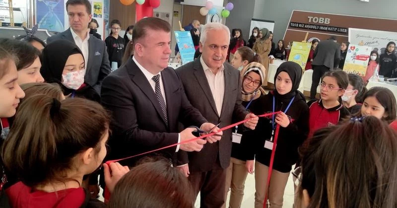 Öğrenciler I’Zerogen gezegenine seyahati ve yaşamayı tasarladı
