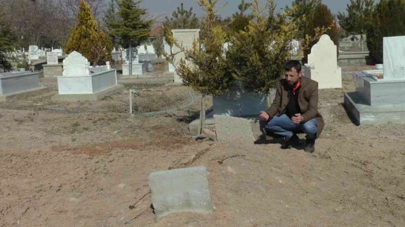 Miras davası mezar açtırdı
