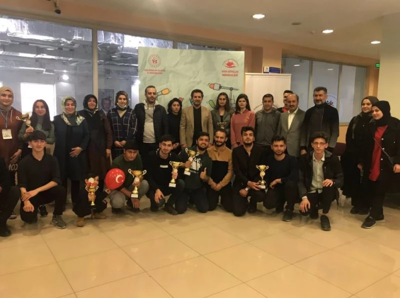Van’da ‘Gençlik Merkezleri Münazara Yarışması’ sona erdi

