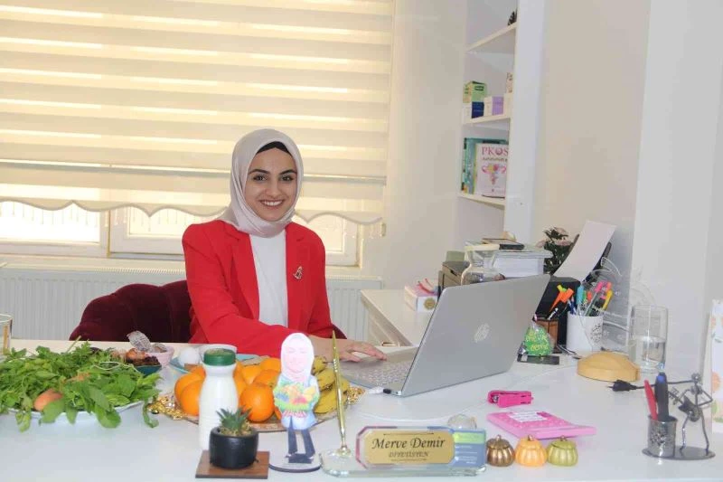 Ramazan ayında tok tutan besinler
