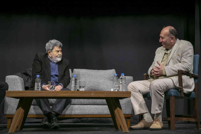 Belediye şehir tiyatrosu ekibi söyleşide şair ve çevirmen cevat çapan ile buluştu