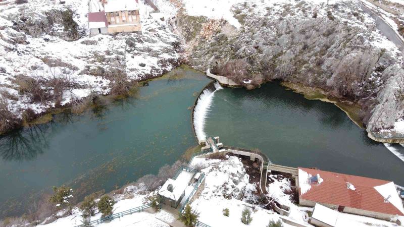 Kar yağışları Konya’daki Adaköy Pınarı ve Baraj Göleti’ne can suyu oldu
