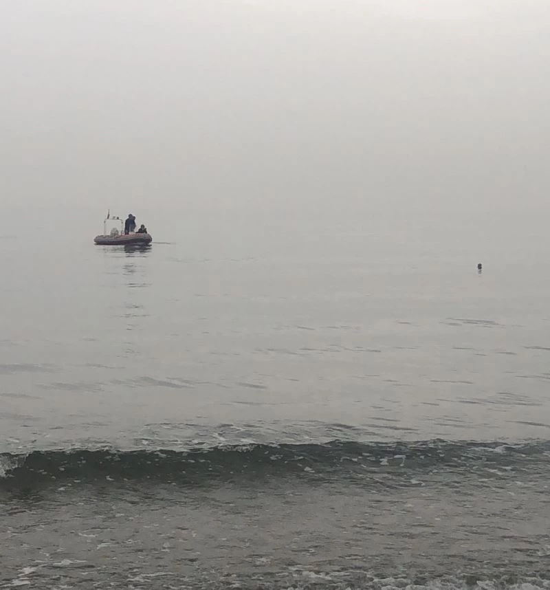 Karadeniz kıyısında dubayı mayın zannettiler
