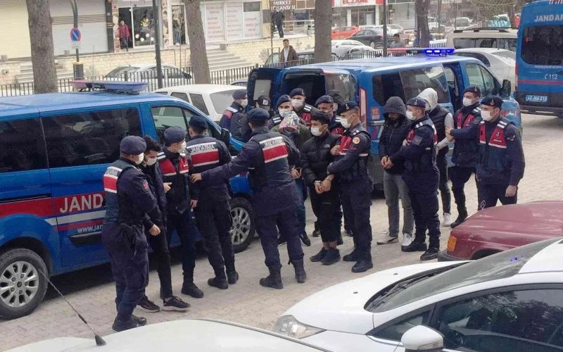 Sosyal medya dolandırıcılarına 