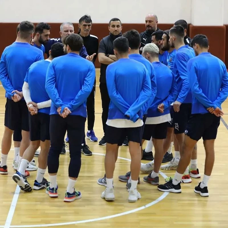 Afyonspor, Diyarbekir Spor’dan 3 puanı koparmak için sahaya çıkacak
