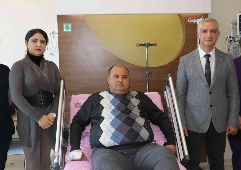 Karaciğer naklinden sonra obez olan hasta yeniden sağlığına kavuşuyor
