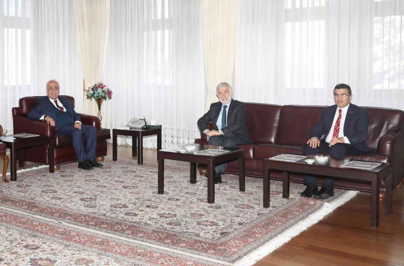 Talim ve Terbiye Kurulu Başkan Yardımcısı Dr. Hüseyin Korkut, Rektör Çomaklı’nın misafiri oldu
