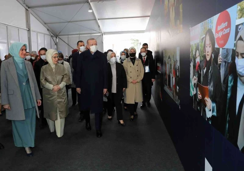 Cumhurbaşkanı Erdoğan: “Yeni düzenlemeyle artık kadına yönelik saldırılarda faillerin somut pişmanlık emaresi içermeyen hiçbir davranışı indirim nedeni olarak kabul edilmeyecektir”
