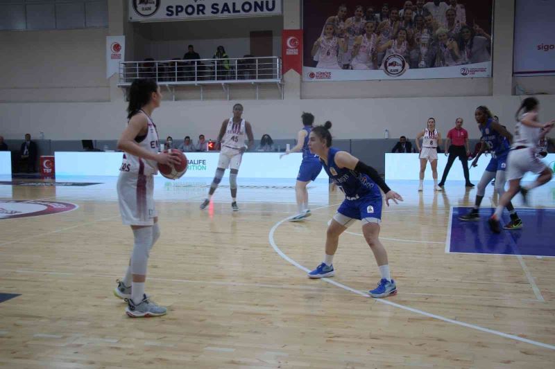 Kadınlar Basketbol Süper Ligi: Elazığ İl Özel İdare: 84 - Bursa Büyükşehir Belediyespor: 74
