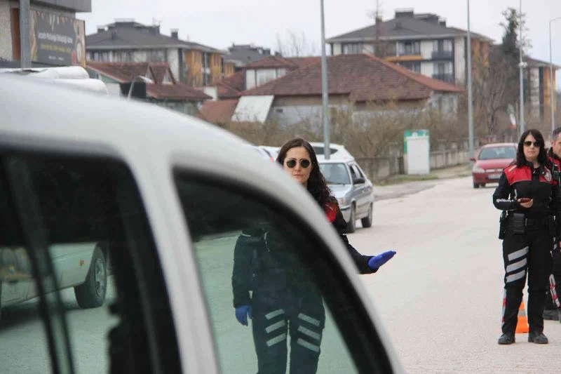 Kadın polisler suçluların korkulu rüyası oldu
