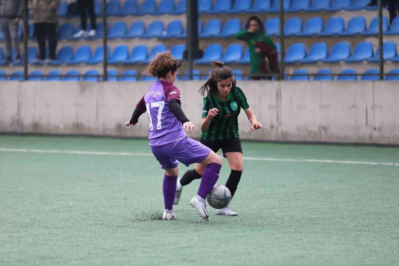 Horozkentspor, Ankara ekibine gol olup yağdı: 8-0

