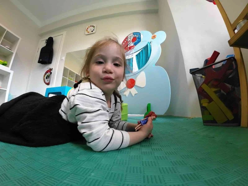 Kızının sesini yıllar sonra ilk kez duydu
