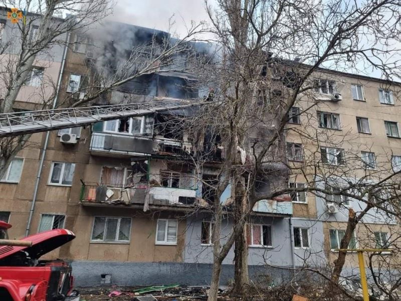 Nikolaev’de sivil yerleşim yerleri vuruldu
