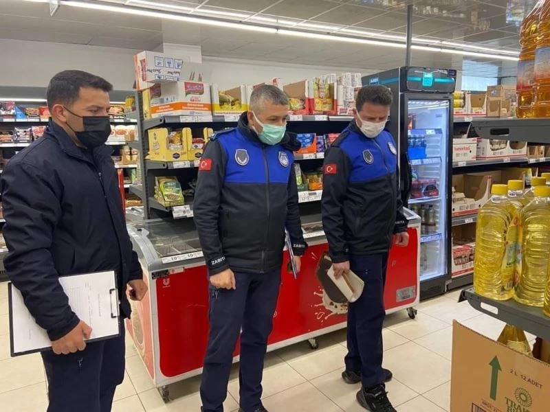 Rafta bulunmayan yağlar, zincir marketlerin depolarından çıktı
