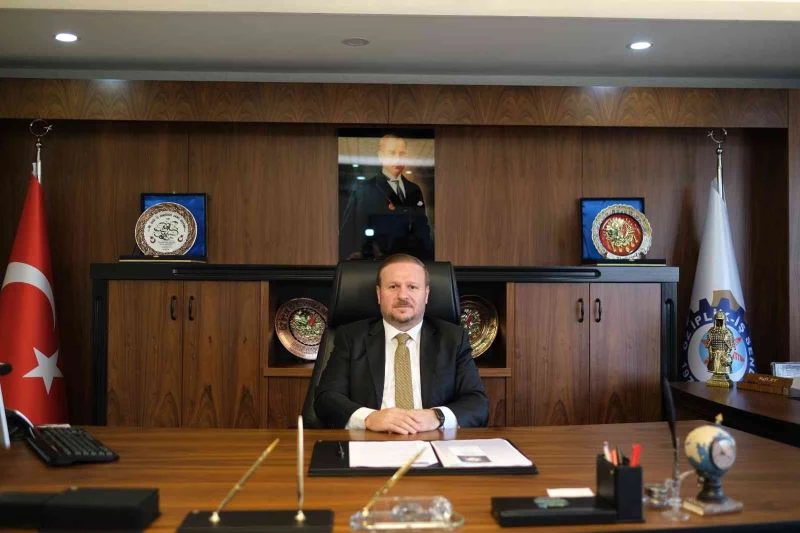 Öz İplik İş Sendikası Başkanı Ay: “Kadına yönelik şiddet ve tacizin önlenmesi için var gücümüzle çalışmalarımıza devam edeceğiz”
