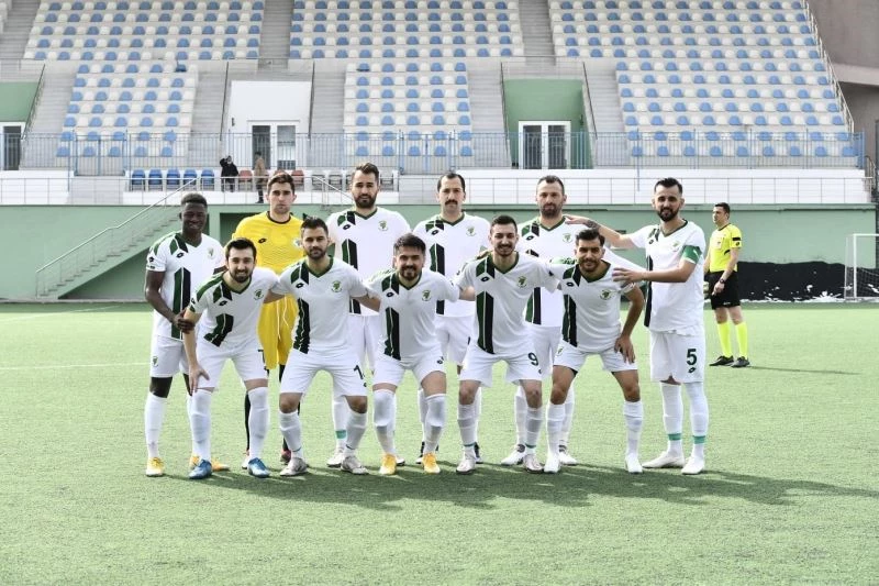 Mamak’ta futbol resitali
