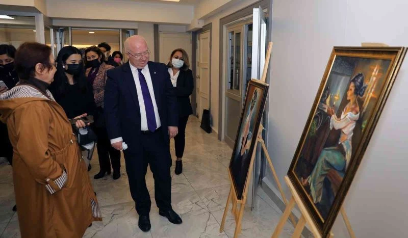 Kadınlar sergi ve sinema gösteriminde buluştu
