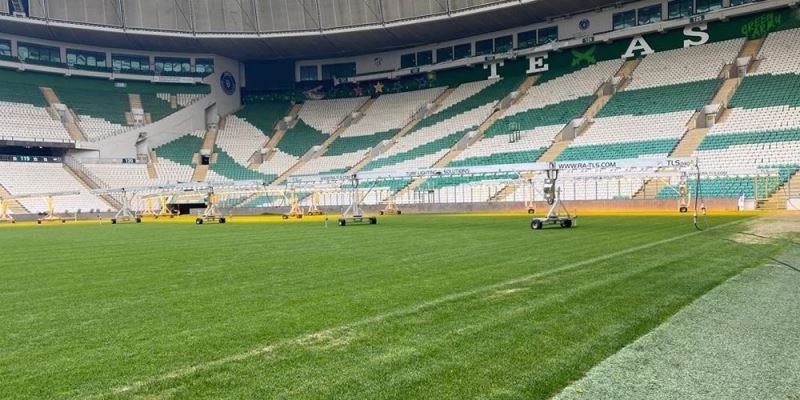 Bursaspor, Timsah Park’ın zemini ile ilgili çalışma başlattı

