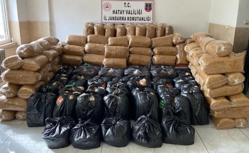 Hatay’da piyasa değeri 241 bin 650 TL olan kaçak tütün ele geçirildi
