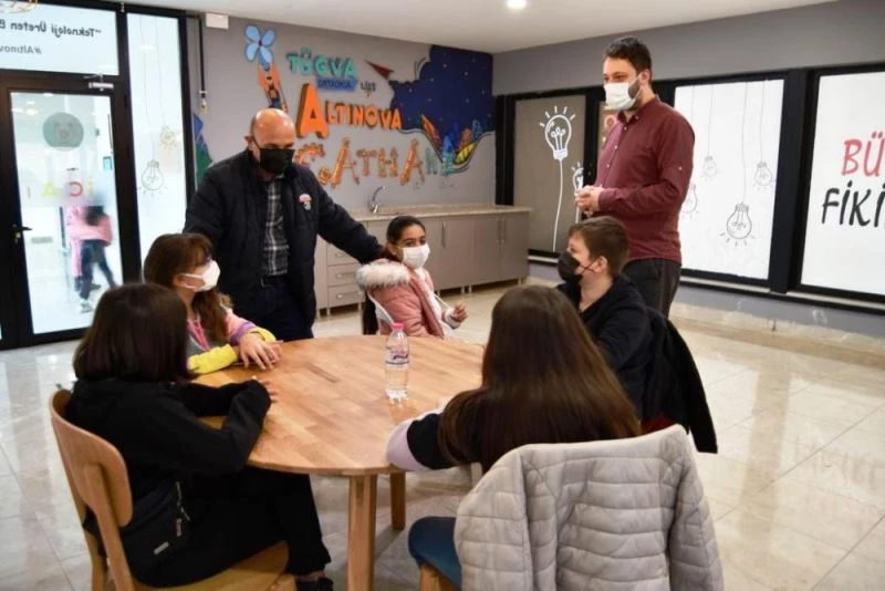 Başkan Oral: ’Genciyle yaşlısıyla, esnafıyla işçisiyle sahiplenmeliyiz