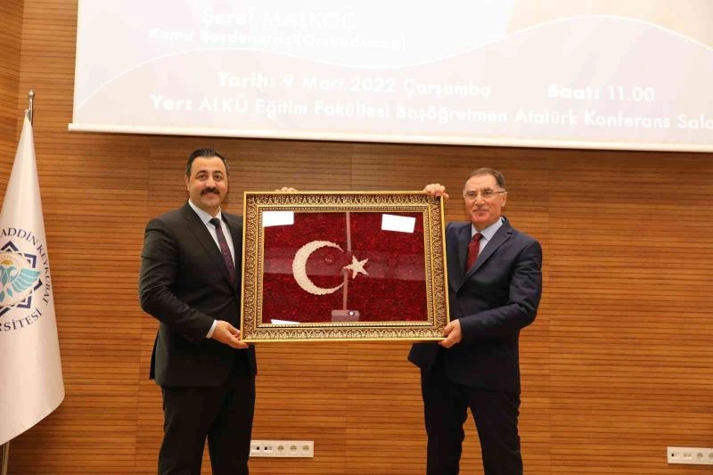 ALKÜ’de ombudsmanlık ve Türkiye’nin 2023 hedefleri konuşuldu
